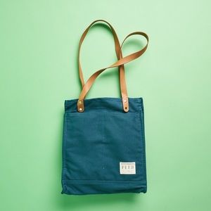 FEED supply Market Tote Farmers Market Bag Vegan Leather So Many Pockets!